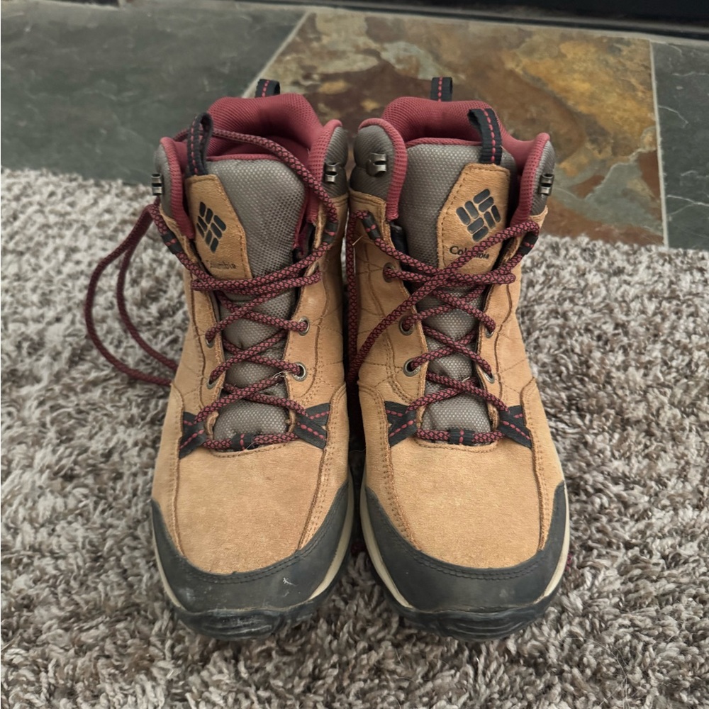 Columbia Tan and Brown Hiking Boots with Ankle Support